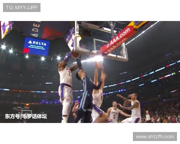 冬奥赛场两米巨汉互殴引爆全场